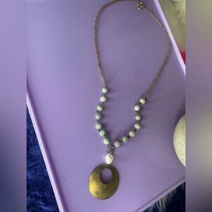 Vintage Y2K Gold Tone Open Circle and Green Beaded Pendant Necklace